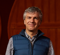 David González