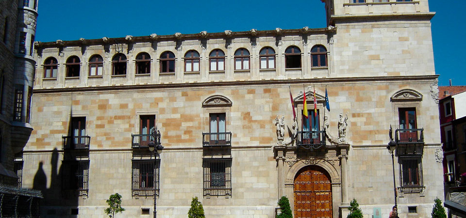 Disfruta del confort moderno y la elegancia histórica en este hotel boutique