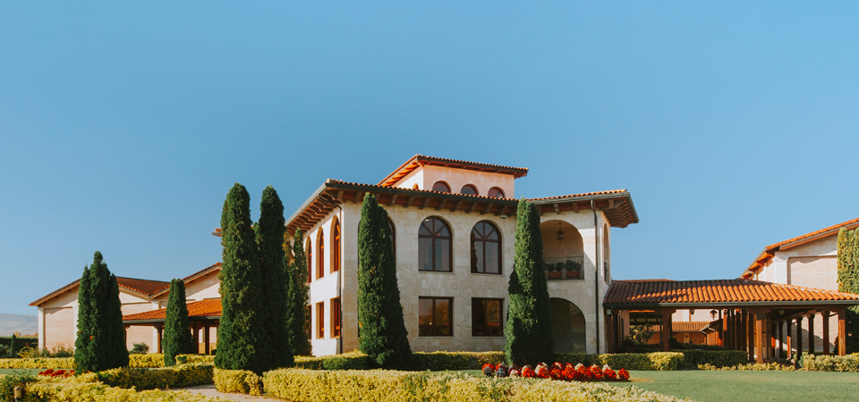 Visita a Bodegas Altanza