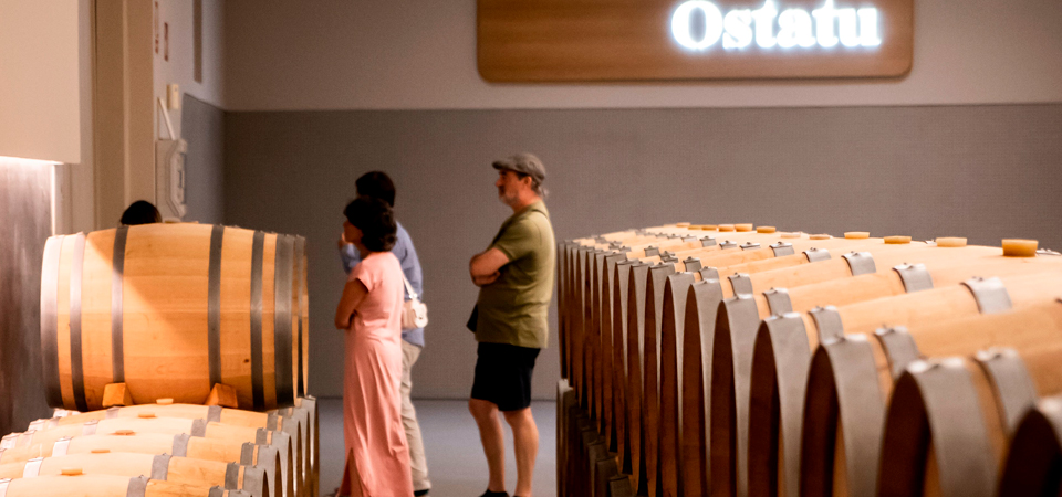 Visita Bodegas Ostatu con un descuento especial por ser socio